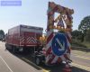 Unfall mit Straßenfahrzeugen, Verkehrshindernis
